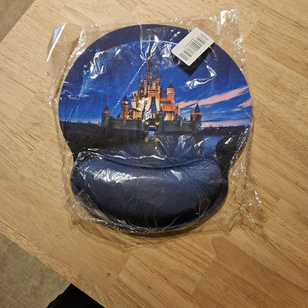 Disney castle mouse pad (A-23)